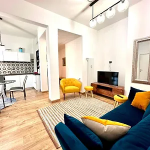 Lombardo's Family - Free Private Parking 700m From The Station! Appartamento La Spezia
